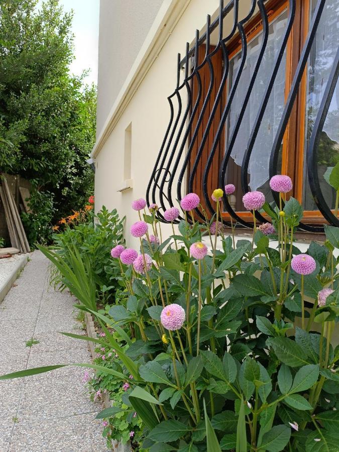 Qhome 1 - Studio Entre Paris Et Disney Villiers-sur-Marne Exterior photo